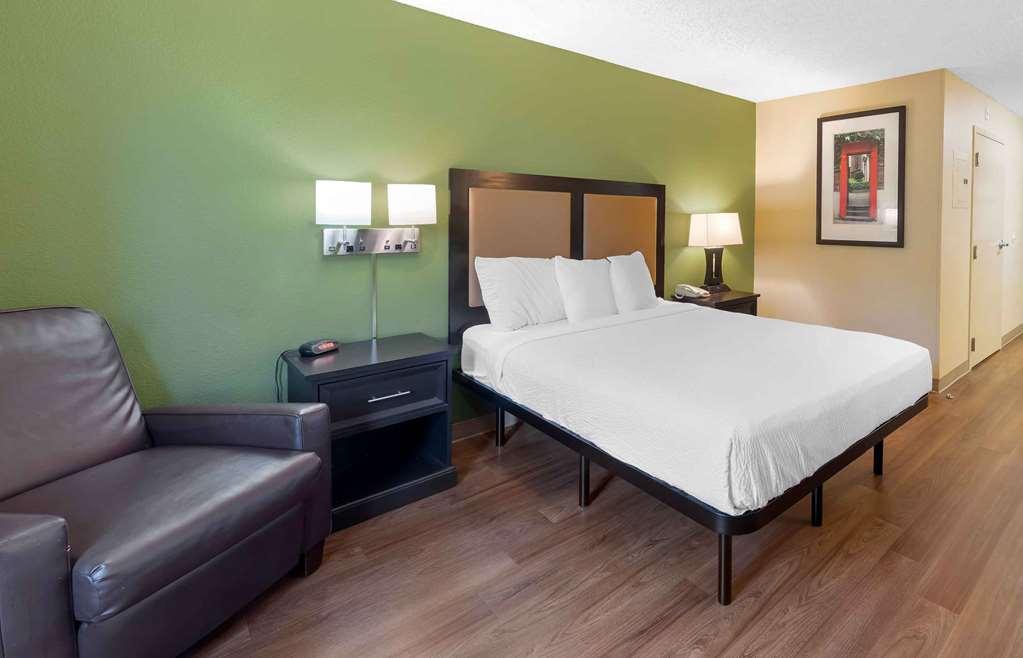 Extended Stay America Select Suites - Orlando - Southpark - Equity Row Oak Ridge Szoba fotó