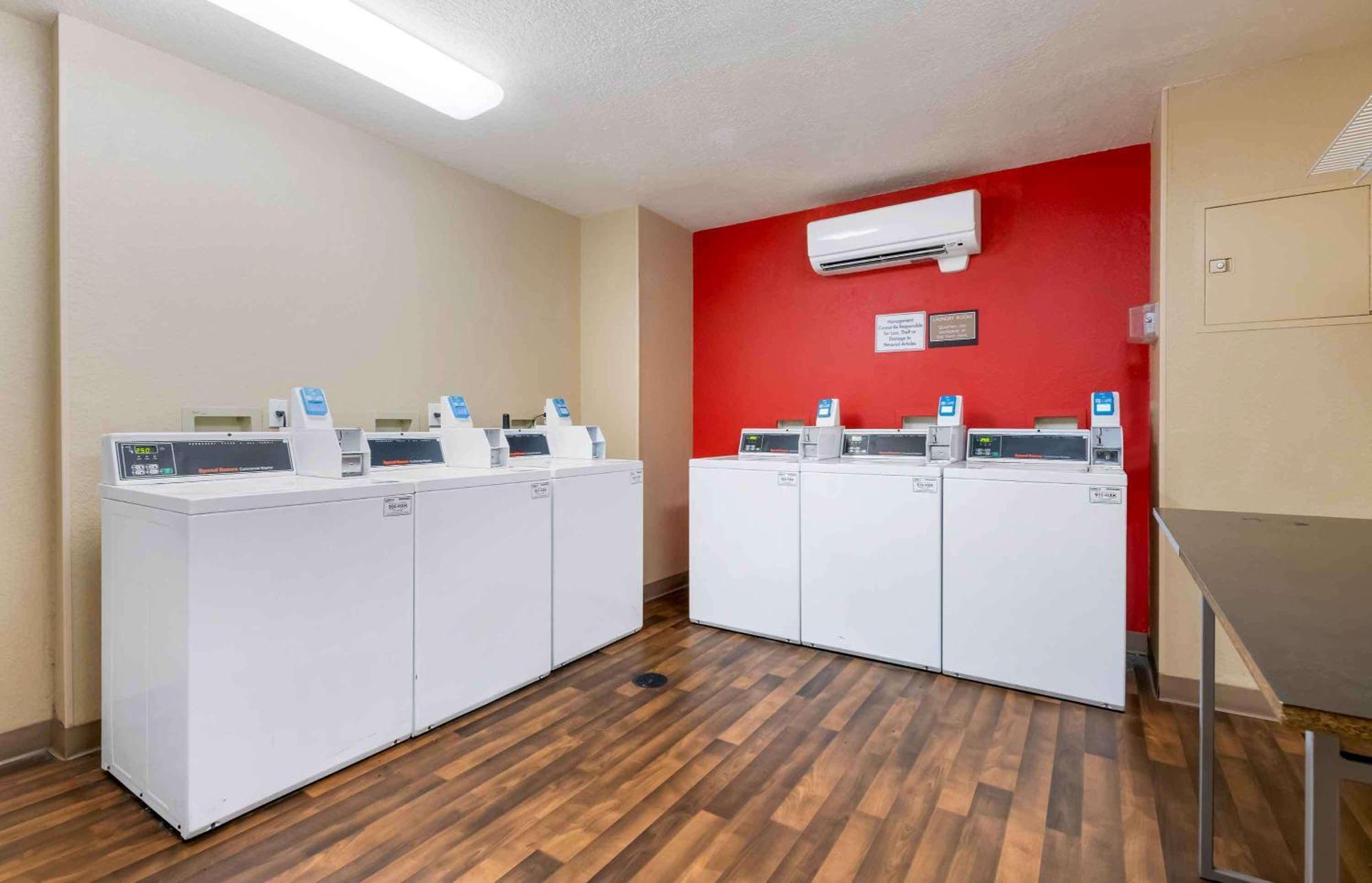 Extended Stay America Select Suites - Orlando - Southpark - Equity Row Oak Ridge Kültér fotó