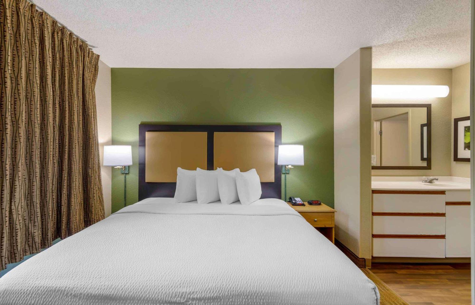 Extended Stay America Select Suites - Orlando - Southpark - Equity Row Oak Ridge Kültér fotó