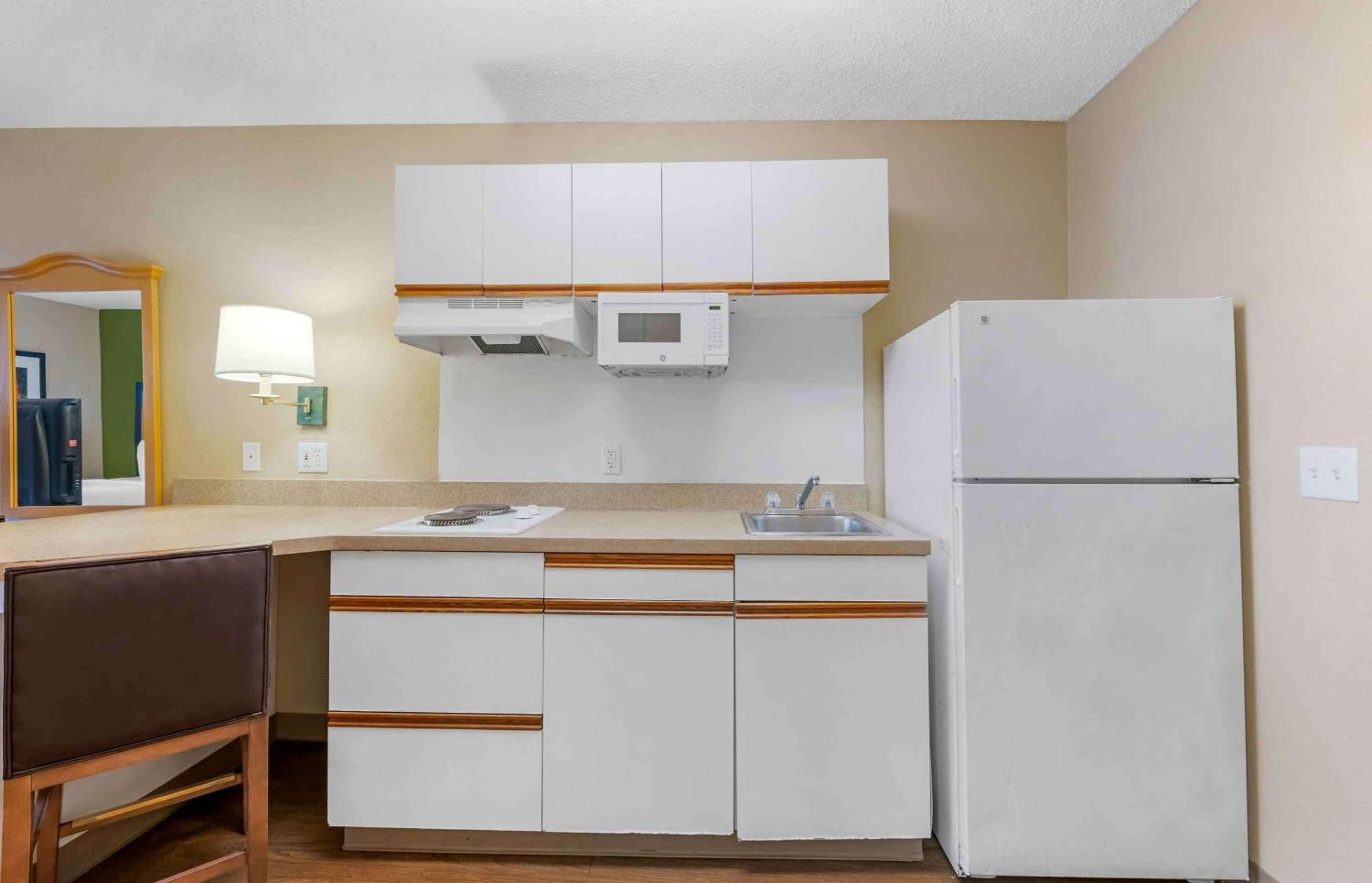 Extended Stay America Select Suites - Orlando - Southpark - Equity Row Oak Ridge Kültér fotó