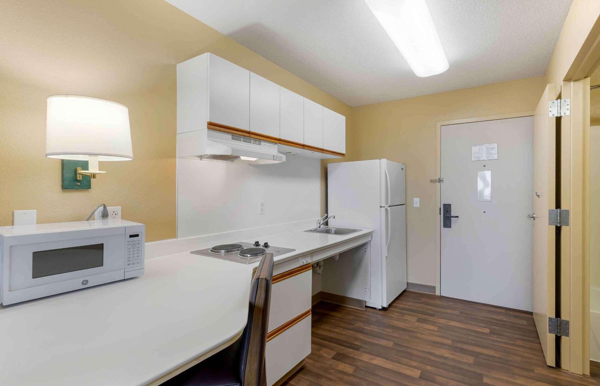 Extended Stay America Select Suites - Orlando - Southpark - Equity Row Oak Ridge Kültér fotó